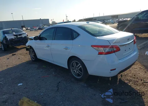 2015 Nissan Sentra Fe+ S/S/Sl/Sr/Sv z USA, uszkodzony, nr VIN 3N1AB7AP7FL659145